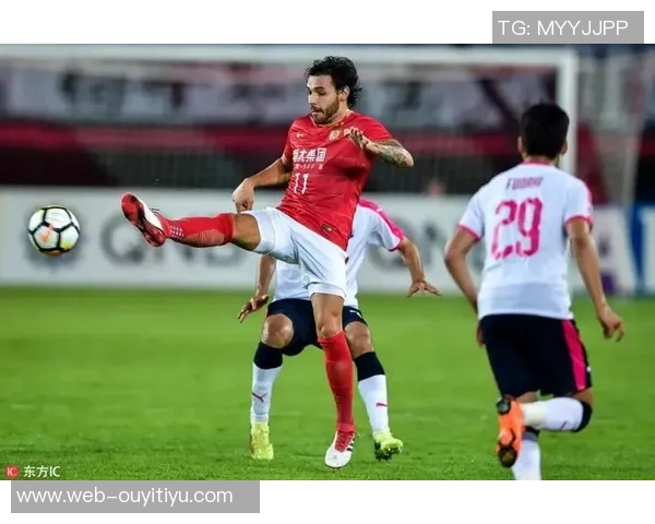 弗拉格感受球迷热情期待继续展现精彩表现回馈支持