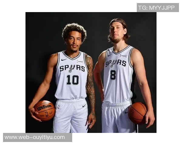 米奇约翰逊赞索汉与奥利尼克双星闪耀防守拼搏进攻高效表现引关注