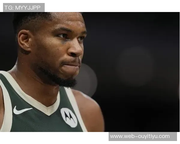 字母哥分享眼部淤青原因逛超市遭遇抢劫勇敢制服歹徒受伤