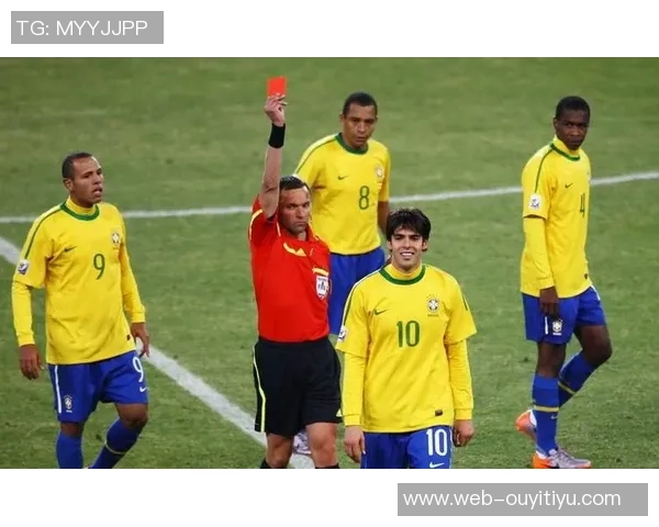 回顾20年前巴西队首发阵容卡卡小罗阿德助力4-1战胜阿根廷的辉煌时刻