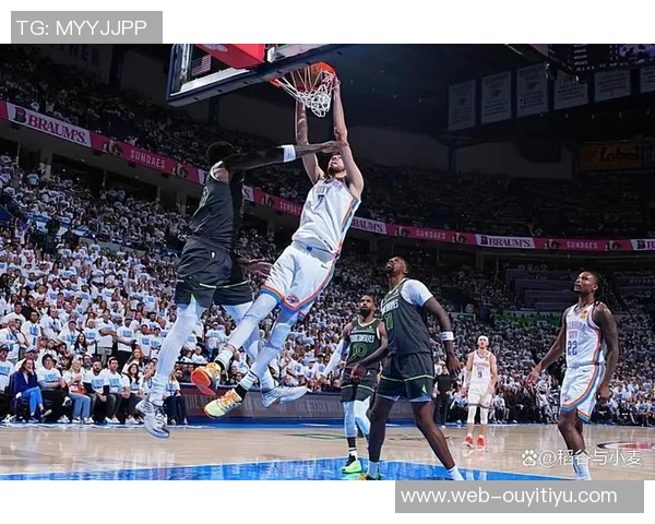 克莱复苏状态回暖表现出色10投5中斩获15分5篮板3三分球