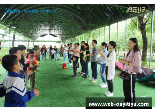 欧亿体育足球星温情瞬间公益行动传递爱心与希望的感动故事